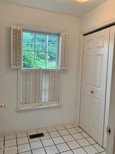 2808 Scranton Carbondale Hwy, Blakely, PA 18447